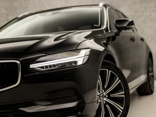 Volvo V90 Volvo V90 2.0 T5 Momentum 255Pk Automaat (APPLE CARPLAY, GROOT NAVI, LEDER, CAMERA, ADAPTIVE CRUISE, ELEK SPORTSTOELEN, STOELVERWARMING, GETINT GLAS, NIEUWE APK, NIEUWSTAAT) - afbeelding nr 18