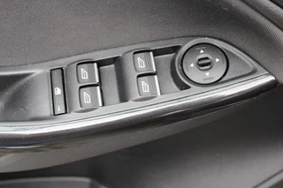 Ford Focus Ford Focus Wagon 1.0 TITANIUM - Navi Clima Parkeersensoren - afbeelding nr 22