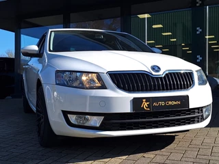 Škoda Octavia 1.2 TSI Greentech Ambition BJ.2015 Navi