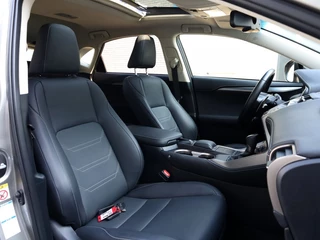Lexus NX Lexus NX 300h AWD Luxury Line | Schuifdak | Safety Pack | Premium Audio - afbeelding nr 12