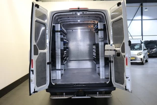 Volkswagen Crafter Volkswagen Crafter 35 2.0 TDI 140PK L3H3 EURO 6 - Airco - Navi - Cruise - € 16.900,- Excl. - afbeelding nr 8
