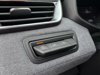 Renault Clio Renault Clio 1.0 TCe ECO-G 100 techno AUTOMAAT / CAMERA / NAVI / CARPLAY / ECC / ZGAN - afbeelding nr 19