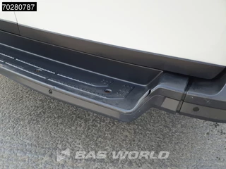 Volkswagen Crafter Volkswagen E-Crafter 136pk Elektrisch 115 WLTP 35,8 kWH LED Navi Airco Cruise Camera Parkeersensoren 12m3 Airco Cruise control - afbeelding nr 17