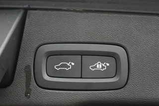 Volvo XC60 Volvo XC60 T6 Recharge AWD Ultimate Dark | Long Range | Panoramadak | Parkeercamera | Stoelverwarming | Pilot Assist | Glossy Black | Keyless - afbeelding nr 50