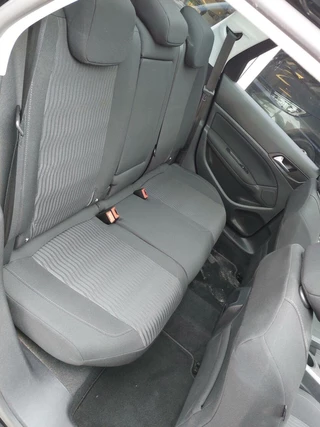 Peugeot 308 Peugeot 308 SW 1.2 PureTech Blue Lease Executive - afbeelding nr 14