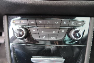 Opel Astra Opel Astra 1.0 Innovation 5drs. Clima, NAVI, Camera, Leder bekl, Stoel/stuurverwarming - afbeelding nr 12