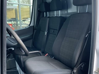 Mercedes-Benz Sprinter Mercedes Sprinter bestel 314 2.2 CDI L2H2 Airco Cruise 2018  Eerste Eigenaar NL Auto Navi Schuifdeur 2 Zits Bank - afbeelding nr 12