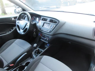 Hyundai i20 Hyundai I20 1.0 T-GDI Comfort Stoel/Stuurverwarming PDC - afbeelding nr 9