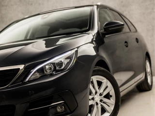 Peugeot 308 Peugeot 308 SW 1.2 PureTech Sport (PANORAMADAK, APPLE CARPLAY, GROOT NAVI, ADAPTIVE CRUISE, PARKEERSENSOREN, SPORTSTOELEN, GETINT GLAS, CRUISE, DAB+, NIEUWSTAAT) - afbeelding nr 15