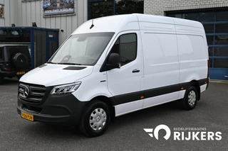 Mercedes-Benz eSprinter 320 RWD L2H2 Select 81kWh