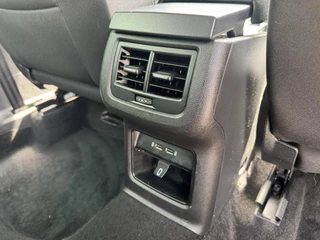 SEAT Ateca Seat ATECA 1.5 TSI Style Automaat Trekhaak Navigatie Cruise Clima Led Stoelverwarming - afbeelding nr 40