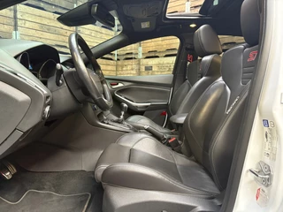 Ford Focus Ford FOCUS 2.0 ST schuifdak xenon navi camera clima uitlaatklep 19