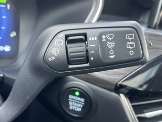 Ford Kuga Ford Kuga 2.5 HEV Vignale | glazen schuif-kanteldak | Winterpakket | Hybrid - afbeelding nr 29