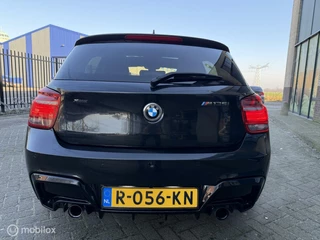 BMW 1 Serie BMW 1-serie M135i xDrive|M-pakket|Schuifdak|F20 F21|Xenom| - afbeelding nr 4