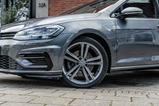 Volkswagen Golf Volkswagen Golf 1.5 TSI R-Line Pano / Camera / ACC - afbeelding nr 32