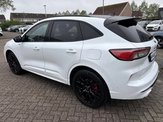 Ford Kuga Ford Kuga 2.5 PHEV ST-Line X 225pk | Black Pack | Adaptive cruise control | Winter Pack | BTW verrekenbaar | 20 inch velgen |  Rode Remklauwen | Zwart dak + Spiegels - afbeelding nr 2