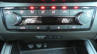 SEAT Ibiza SEAT Ibiza 1.0 TSI Style Business Intense | Navi | Climate | Cruise - afbeelding nr 22