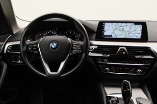 BMW 5 Serie BMW 5 Serie Touring 520i High Executive Leer, Head-Up, Elektrische Stoelen, Navigatie, Bluetooth, PDC, Trekhaak, 18'' - afbeelding nr 35