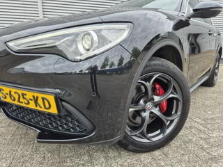 Alfa Romeo Stelvio Alfa Romeo Stelvio 2.0 T AWD Super Automaat, panoramadak,trekhaak,cruise,navigatie,achteruitrijcamera,lederen bekleding,parkeersensoren, - afbeelding nr 2