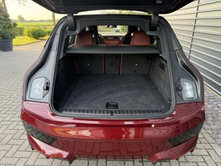 BMW iX BMW iX xDrive40 High Executive 77 kWh SOH 99% Led v+a Auto.inparkeren Pano - afbeelding nr 11