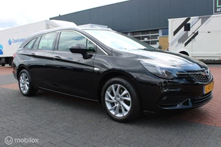 Opel Astra Opel Astra Sports Tourer 1.2 Business Elegance 130 PK, Trekhaak, Voor / achter Pdc + Camera, App connect, Comfort stoel, Cruise, Navi, Airco, 16 inch Lmv. - afbeelding nr 12