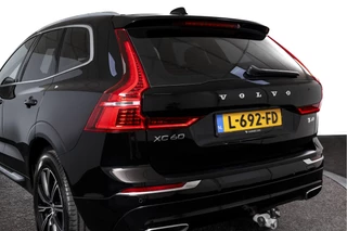 Volvo XC60 Volvo XC60 2.0 T4 Inscription 190 PK - Automaat | Dig. Cockpit | Elek. Trekhaak | Adapt. Cruise | Memory | Stoel-+Stuurverw. | PDC | Camera | NAV | ECC | Elek. Klep | LM 19