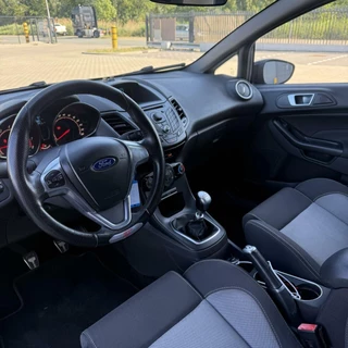 Ford Fiesta Ford Fiesta 1.6 ST1 | Uniek | Super Netjes ! - afbeelding nr 5