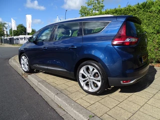 Renault Scénic - afbeelding nr 2