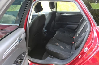 Ford Mondeo Ford Mondeo Wagon 1.5i 160pk Titanium ECC/cruise/navi/PDC/lm velgen - afbeelding nr 29