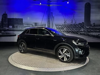 Volkswagen T-Roc Volkswagen T-ROC 1.5 TSI R-Line Business *Keyless*Elec.achterklep*Camera*Winterpack* - afbeelding nr 3