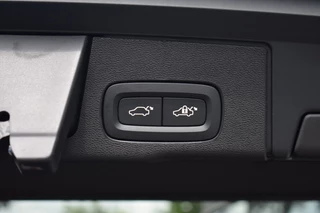 Volvo XC60 Volvo XC60 T6 350PK AWD Plus Dark | Climate | Getint Glas | Trekhaak - afbeelding nr 45