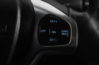 Ford EcoSport Ford EcoSport 1.0 EcoBoost Titanium (TREKHAAK, CRUISE CONTROL, CARPLAY, PARKEERSENSOREN, ACHTERUITRIJCAMERA) - afbeelding nr 11