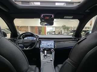 Lynk & Co 01 Lynk & Co 01 [ PLUG IN I 360 CAMERA I NAVI I CARPLAY I PANORAMADAK ] - afbeelding nr 33