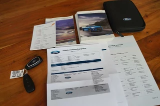 Ford Focus Ford Focus 1.0 EcoBoost Hybrid Titanium X / Virtual Dash / NL Auto / Dealeronderhouden - afbeelding nr 24