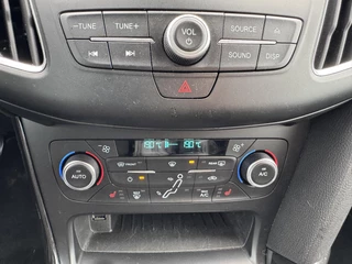 Ford Focus Ford Focus Wagon 1.0 Ecoboost Titanium 125pk SYNC 3 | Stoelverwarming | Achteruitrijcamera | Apple Carplay / Android auto | Xenon Koplampen - afbeelding nr 22