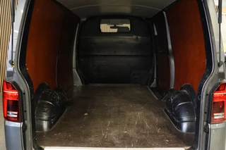 Volkswagen Transporter | 3-Zitter | Marge | BTW & BPM Vrij | Dealer onderhouden | Nieuwe distributieriem - afbeelding nr 26