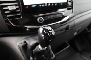 Ford Transit Ford Transit 330 2.0 TDCI L2H2 Trend | Laadruimtebetimmering | Navigatie | Adaptieve Cruise | 360 Camera - afbeelding nr 12