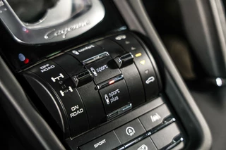 Porsche Cayenne Porsche Cayenne 3.6 V6 S Turbo | Dealer onderhouden l 21'' - afbeelding nr 54