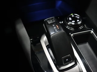 Peugeot 5008 Peugeot 5008 1.2 PureTech Allure 7-Pers 7P [APPLE CARPLAY, ANDROID, CAMERA, HILL DESCENT, OFFROAD MODES, STOELVERWARMING, CRUISE, NAVI, NIEUWSTAAT] - afbeelding nr 21