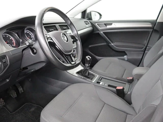 Volkswagen Golf Volkswagen Golf 1.0 TSI Comfortline | Climate control |  Cruise control | Parkeerhulp | Radio/CD | Lichtmetalen velgen - afbeelding nr 3