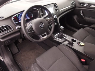 Renault Mégane Estate CAMERA / KEYLESS / FULL LED / CARPLAY / DAB+ / NAVI / CLIMA / PDC / NL-AUTO - afbeelding nr 7