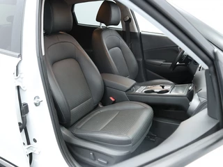 Hyundai Kona Hyundai Kona EV Premium 64 kWh | Navigatie | Camera | Stoelventilatie - afbeelding nr 10