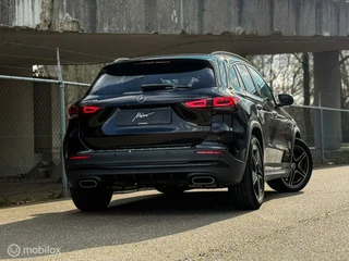 Mercedes-Benz GLA Mercedes GLA-klasse GLA200 AMG Line | Pano | Memory | Carbon - afbeelding nr 2