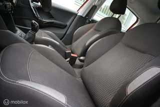Peugeot 208 Peugeot 208 1.2 PureTech Blue Lease Executive AIRCO/CRUISE - afbeelding nr 9