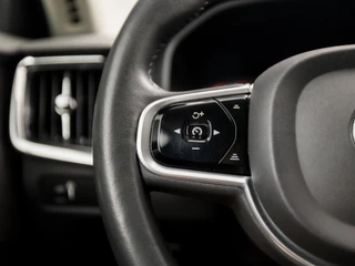 Volvo V90 Volvo V90 2.0 T5 Momentum 255Pk Automaat (APPLE CARPLAY, GROOT NAVI, LEDER, CAMERA, ADAPTIVE CRUISE, ELEK SPORTSTOELEN, STOELVERWARMING, GETINT GLAS, NIEUWE APK, NIEUWSTAAT) - afbeelding nr 22