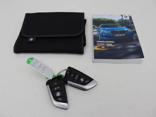 BMW 1 Serie BMW 1-serie 118i Business Edition | Luxury Line |  Panoramadak | Leder | Stoel & stuurverwarming | Camera | Carplay | Full LED | Live Cockpit | Navigatie | HiFi System | Parkeerhulp | Climate control - afbeelding nr 10