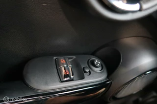 MINI Cooper S Mini Mini 2.0 Cooper S Chili Pano Navi Automaat 192PK - afbeelding nr 28