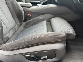 BMW 5 Serie HEAD-UP/LASER/ACC/TREKHAAK/360CAMERA/ALCANTARA/KEYLESS/SHADOW-LINE/DRIVING ASS PRO/SFEER/STUUR+STOELVERWARMING/LIVE COCKPIT/M-AERODYNAMIC/SOPHISTOGRAU/VOLLEDIG BMW DEALER HISTORIE - afbeelding nr 48