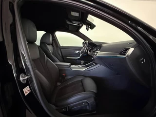 BMW 3 Serie BMW 3-serie Touring 330e 293pk M-Sport High Executive | Laser LED | Carplay | Adaptive cruise | Trekhaak - afbeelding nr 19