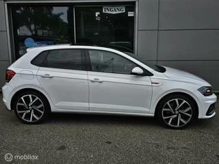 Volkswagen Polo Volkswagen Polo 2.0 TSI GTI Panorama/Keyless/Virtual/Beats/Camera - afbeelding nr 9